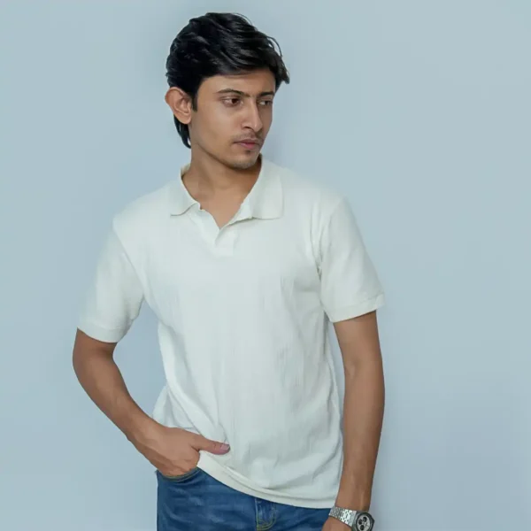 White Textured Polo Shirt for Men – Slim Fit Casual Summer Tee